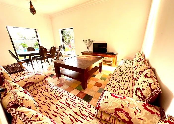 Villa Du Jardin Secret, Terrain De 1200 M2
