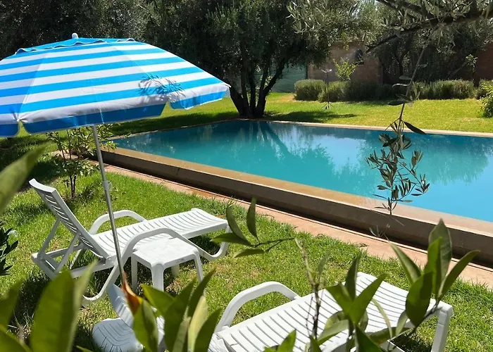 Villa Du Jardin Secret, Terrain De 1200 M2